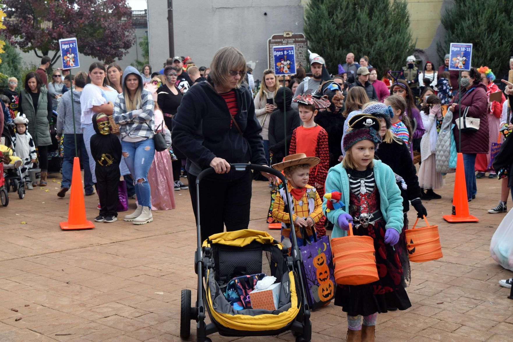 Portage Halloween and Costume Contest